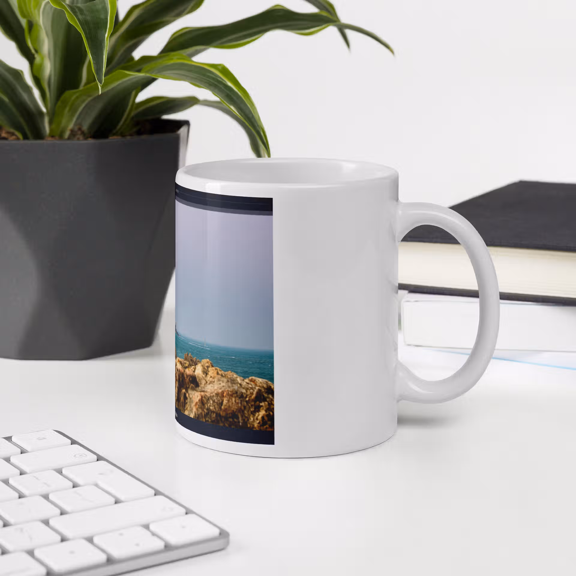 Mug Blanc Brillant - Phare de Goury – Image 23